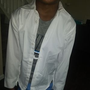 Boys size 6 dress shirt